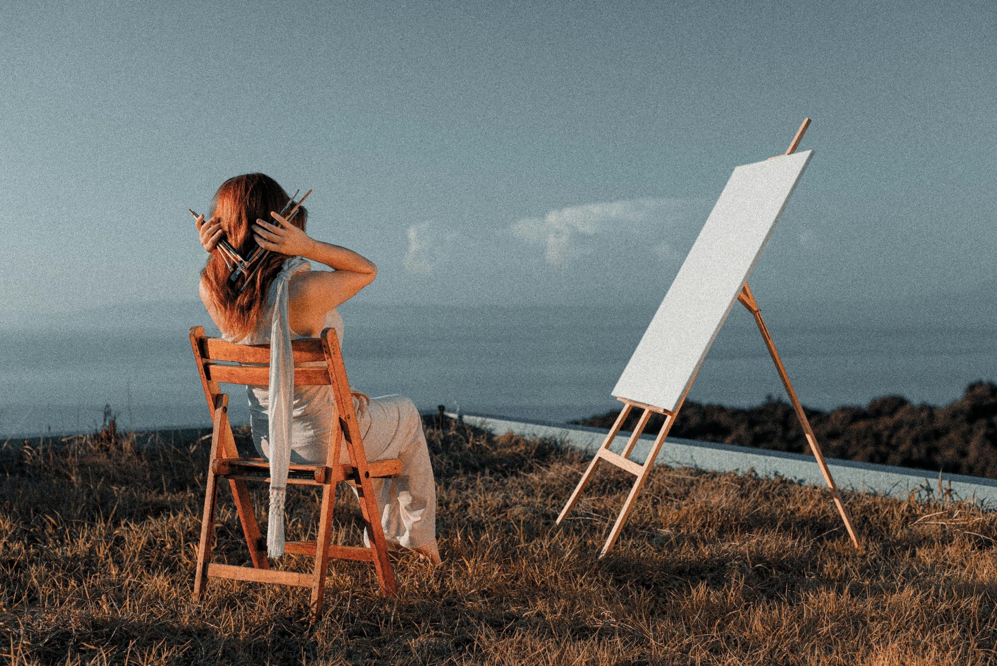 Designing a Beach House Art Studio: Fostering Creativity by the Sea with Industry Leaders includ ...